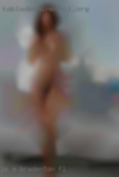 Im a Scorpio in Bradenton, FL with a high sex drive.
